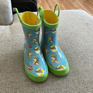 Boys rain boots